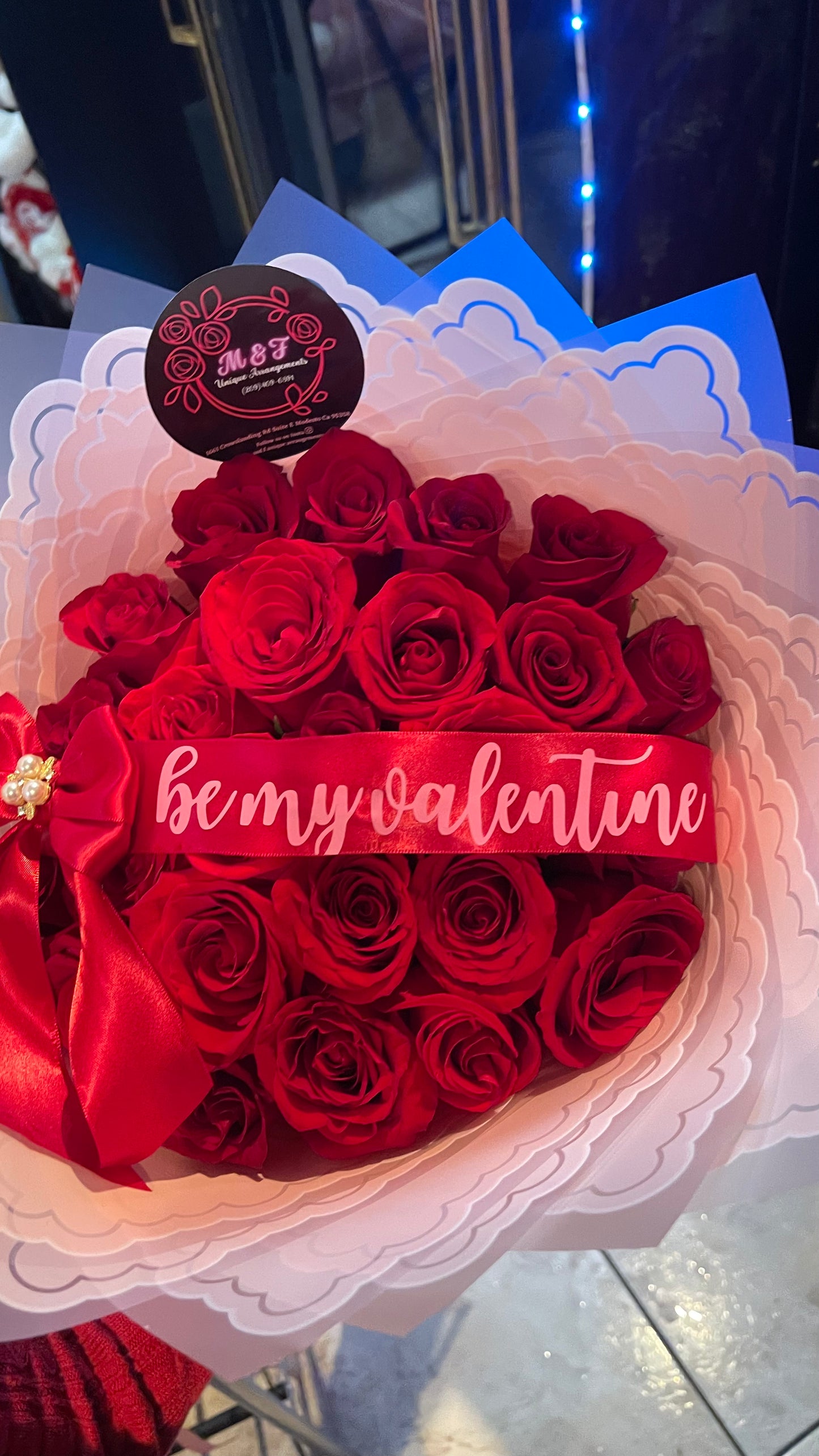 Be Mine Mini Ramo Buchon