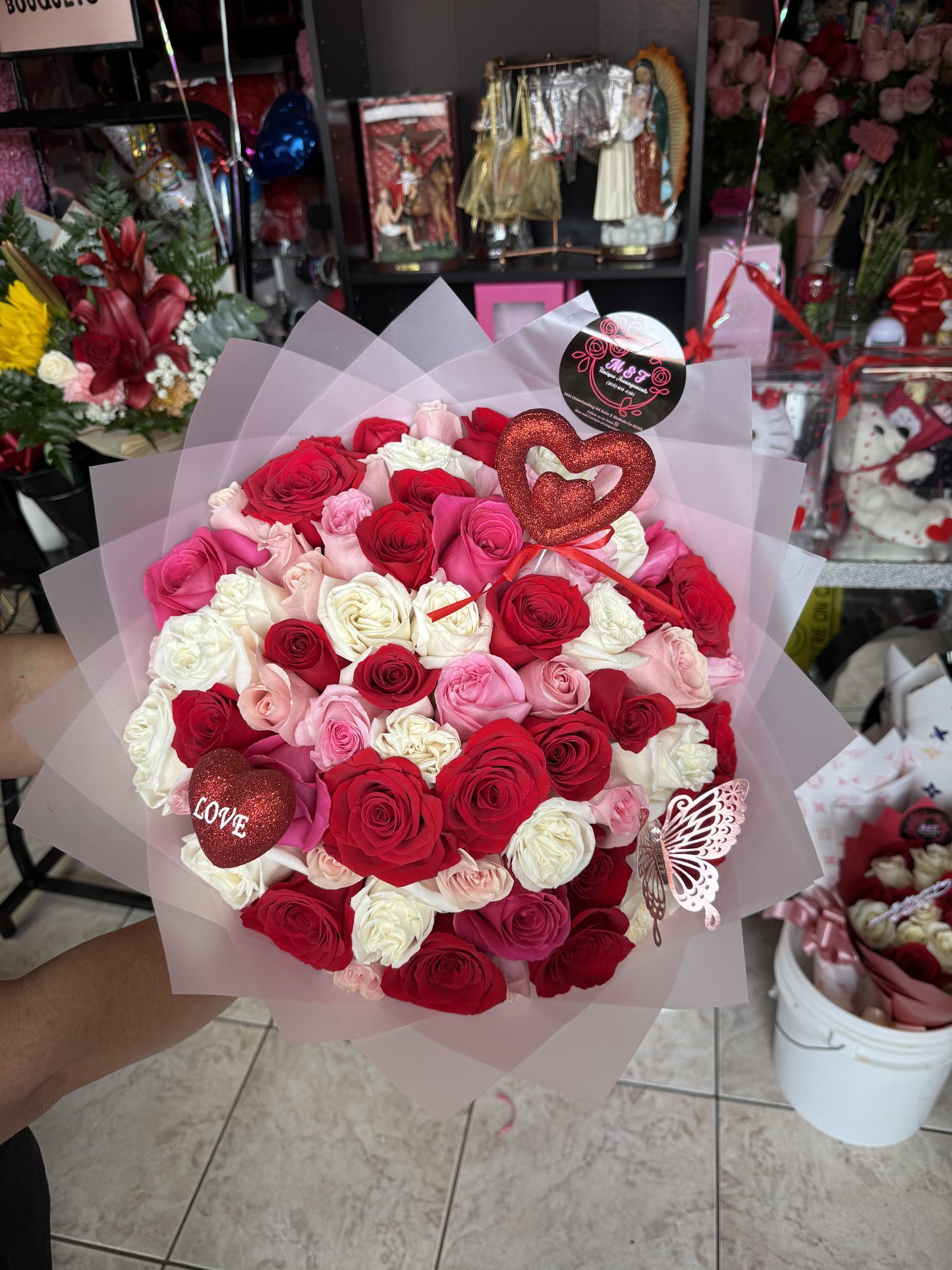 Elegant Valentine’s Day Rose Bouquet